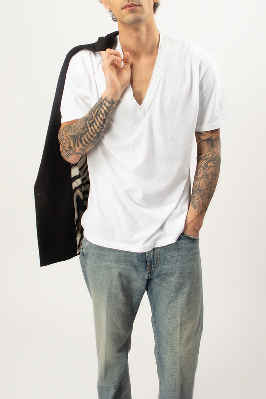 T-shirt a V