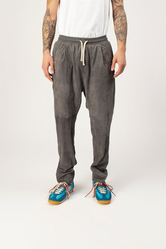  Pantalone In Suede Dacute Uomo Grigio - 2